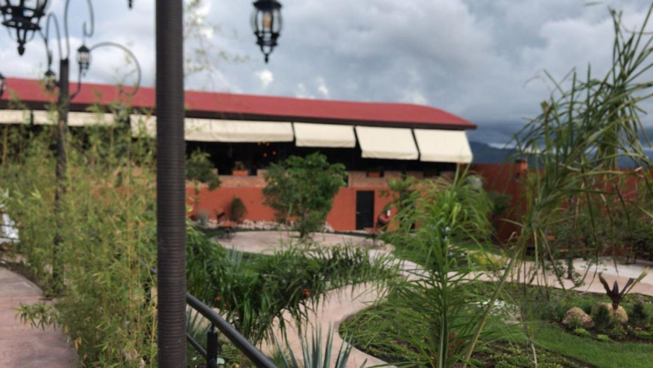 Casa Naiyari Hotel Tepic Kültér fotó